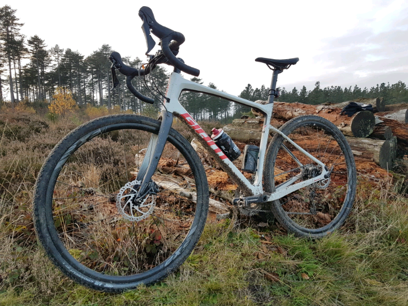 giant gravel advanced 2